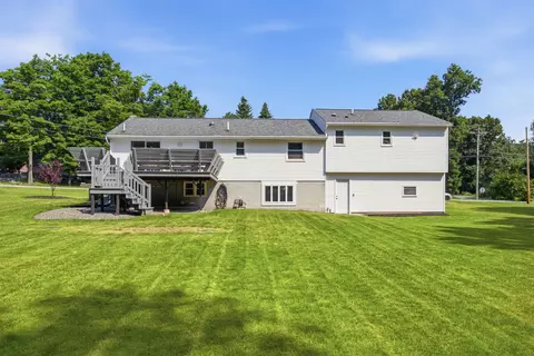 Exterior - 68 Jericho Rd, Pelham, NH 03076 photo 6 of 11
