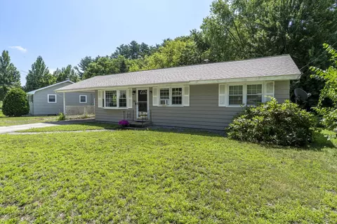 243 Gabrielle St, Manchester, NH 03103
