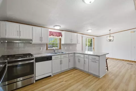 Kitchen - 549 Houran Rd, Bennington, VT 05201 photo 2 of 3