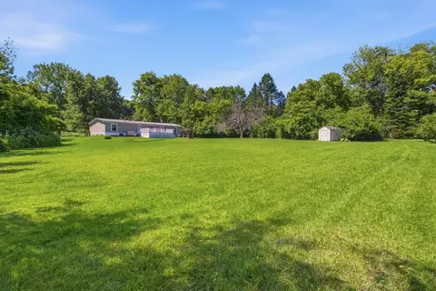 Exterior - 549 Houran Rd, Bennington, VT 05201 photo 6 of 7