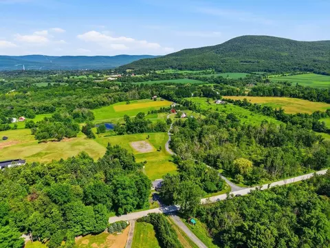 View/Area - 549 Houran Rd, Bennington, VT 05201 photo 1 of 4
