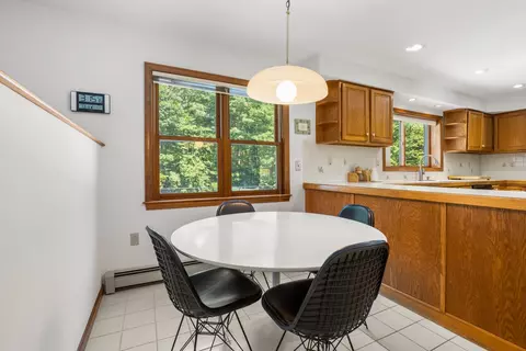 Dining - 7 Bartlett Rd, Stratham, NH 03885 photo 1 of 6