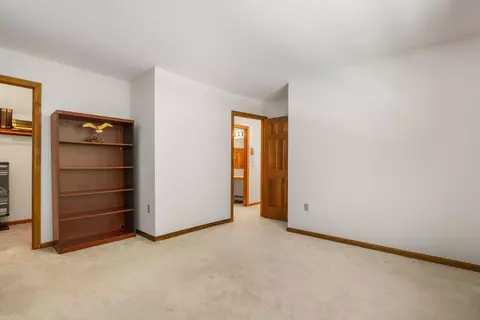 Bedroom - 7 Bartlett Rd, Stratham, NH 03885 photo 6 of 9