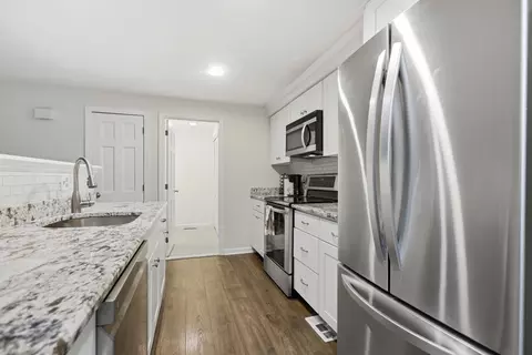 Kitchen - 49 Stacey Cir, Windham, NH 03087 photo 1 of 3