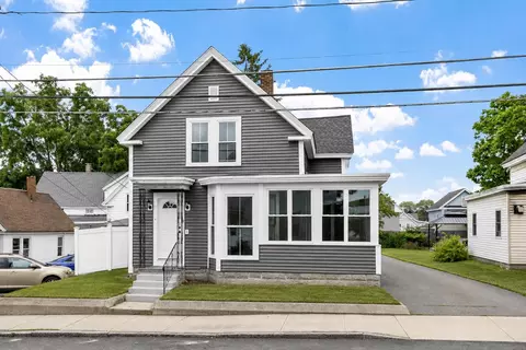 98 Vine St, Nashua, NH 03060