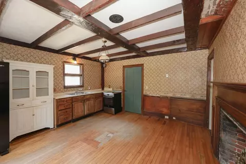 Kitchen - 443 Centre St, Sullivan, NH 03445 photo 2 of 2