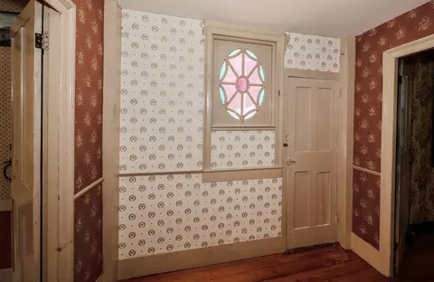 Entry Way - 443 Centre St, Sullivan, NH 03445 photo 8 of 11