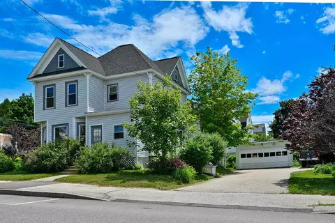 455 Bridge St, Manchester, NH 03104