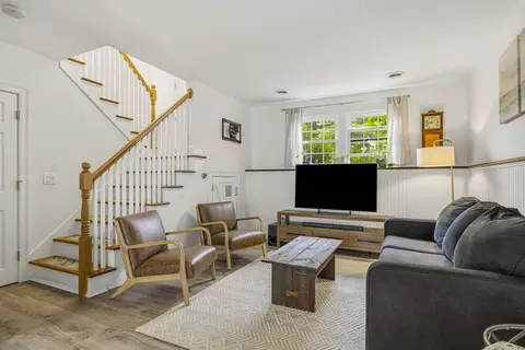 Living - 415 High St # 2, Hampton, NH 03842 photo 1 of 3