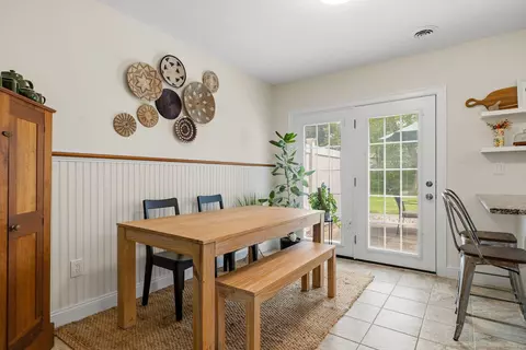 Dining - 415 High St # 2, Hampton, NH 03842 photo 1 of 1