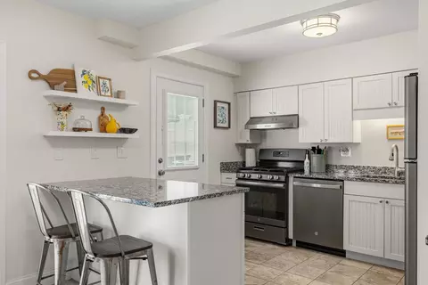 Kitchen - 415 High St # 2, Hampton, NH 03842 photo 5 of 5