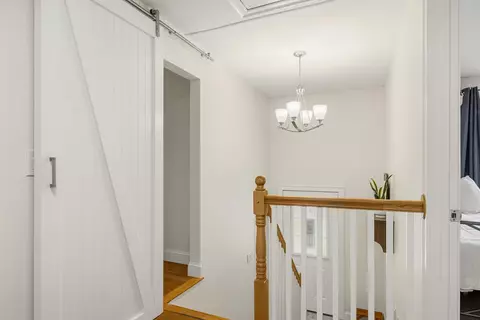 Entry Way - 415 High St # 2, Hampton, NH 03842 photo 4 of 5