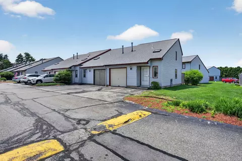 256 Stonebridge Dr, Nashua, NH 03063