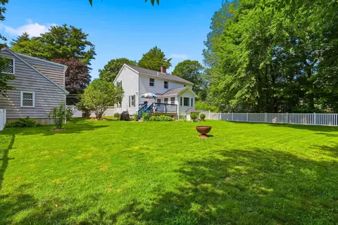 Exterior - 14 Hampton Falls Rd, Exeter, NH 03833 photo 9 of 12