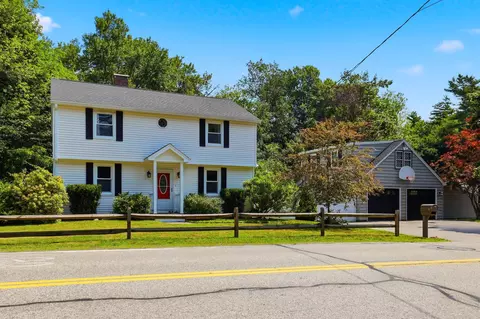 Exterior - 14 Hampton Falls Rd, Exeter, NH 03833 photo 1 of 12