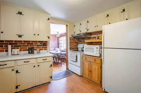 Kitchen - 6 Exeter Rd, Kingston, NH 03848 photo 3 of 4