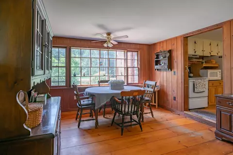 Dining - 6 Exeter Rd, Kingston, NH 03848 photo 2 of 5