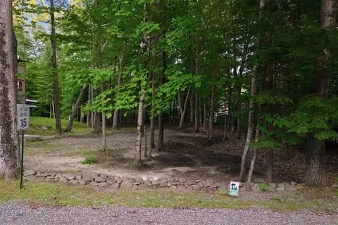 55 Mountain View Dr, Moultonborough, NH 03253