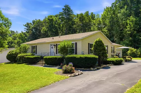 26 Deer Path, Hopkinton, NH 03229