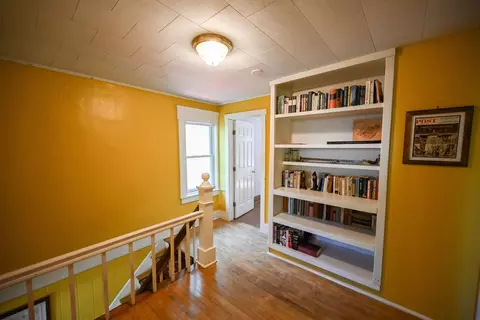 Entry Way - 240 Lower Main E St, Johnson, VT 05656 photo 6 of 8