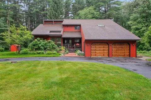 6 Jo-dan Ln, Methuen, MA 01844