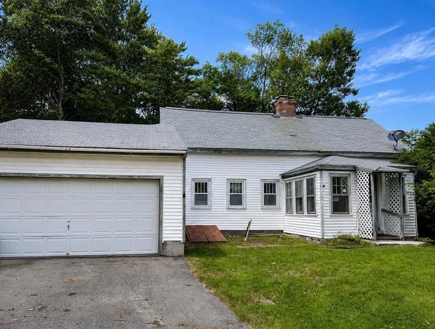 1 Tash Rd, New Durham, NH 03855