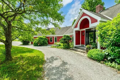 722 Babbling Brook Rd, Enosburg, VT 05450