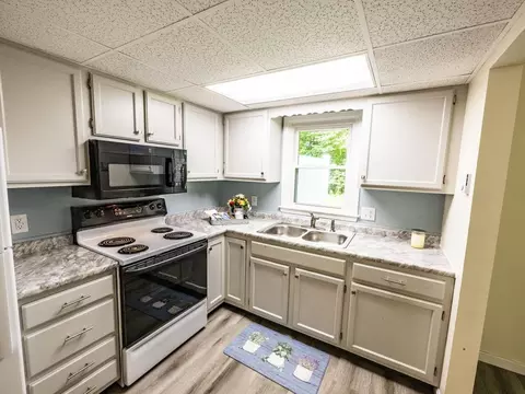 86 Pinecrest Dr #3C, Essex, VT 05452