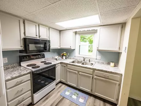 86 Pinecrest Dr #3C, Essex, VT 05452