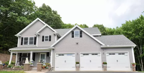 79 New Boston Rd, Bedford, NH 03110