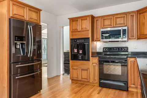 Kitchen - 9 Katie Ln, Hampton, NH 03842 photo 1 of 3