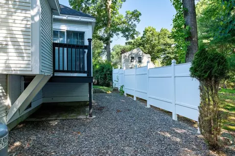 Exterior - 9 Katie Ln, Hampton, NH 03842 photo 5 of 7