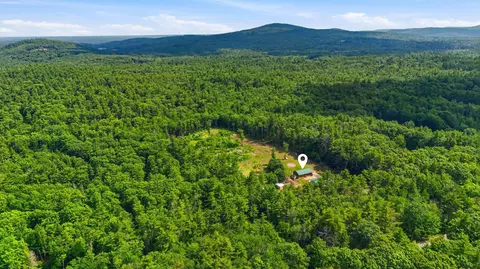 502 Hornetown Rd, Farmington, NH 03835