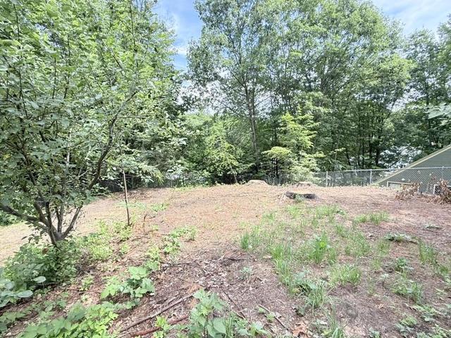 117 Fuller Dr, Brattleboro, VT 05301