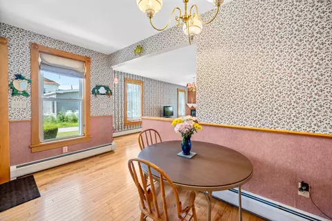 Dining - 55 Maple Ave, Barre, VT 05641 photo 1 of 1