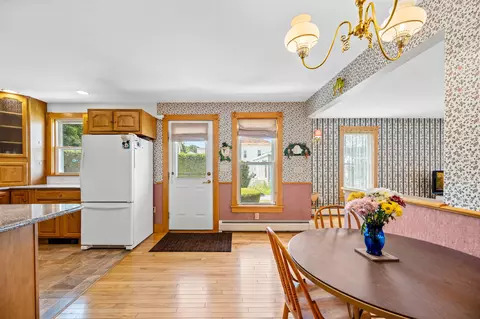 Entry Way - 55 Maple Ave, Barre, VT 05641 photo 1 of 5
