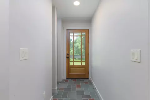 Entry Way - 69 High St, Walpole, NH 03608 photo 2 of 3