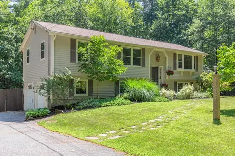 46 Cleveland Hill Rd, Brookline, NH 03033