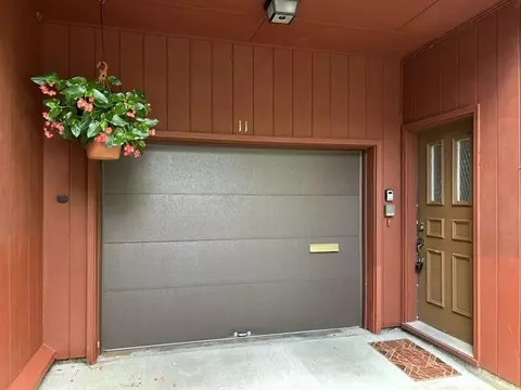 11 Evergreen Ln, Brattleboro, VT 05301