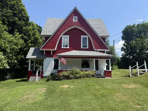 112 Terrace Hill St, Hardwick, VT 05843