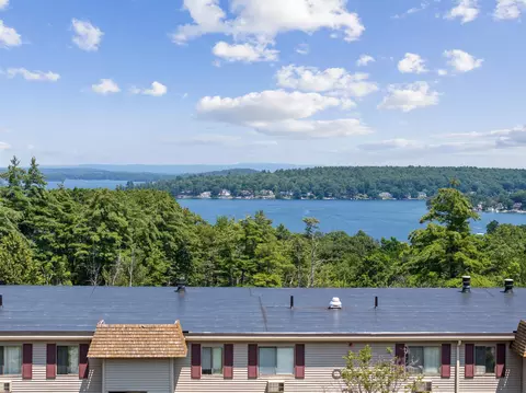 178 Treetop Cir #31, Laconia, NH 03246