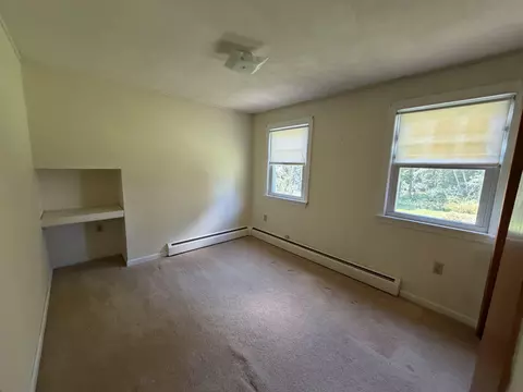 Bedroom - 5 Ridgewood Ter, Exeter, NH 03833 photo 5 of 9