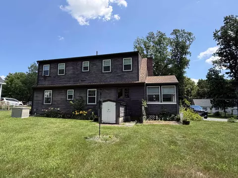 Exterior - 5 Ridgewood Ter, Exeter, NH 03833 photo 5 of 10