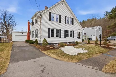 Exterior - 4 K St, Concord, NH 03301 photo 2 of 8