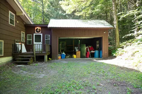 Exterior - 165 Dutton Farm Rd, Springfield, VT 05156 photo 5 of 6