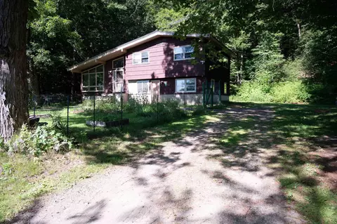 Exterior - 165 Dutton Farm Rd, Springfield, VT 05156 photo 2 of 6