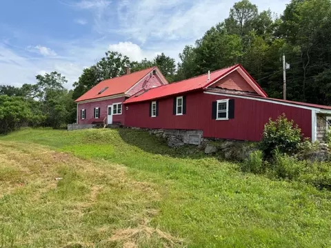 446 Walker Brook Rd, Danbury, NH 03230