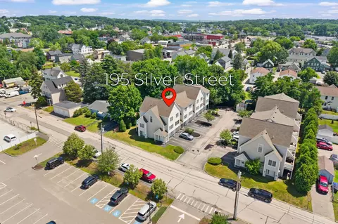 195 Silver St #15, Manchester, NH 03103