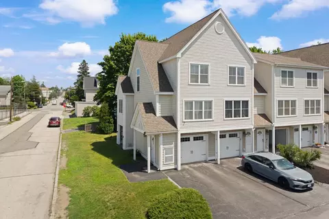 195 Silver St #15, Manchester, NH 03103