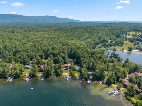 6 Sunset Ln, Moultonborough, NH 03254